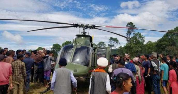अछाम र कैलालीमा पहिरो तथा डुबान पिडितको नेपाली सेनाद्धारा उद्दार