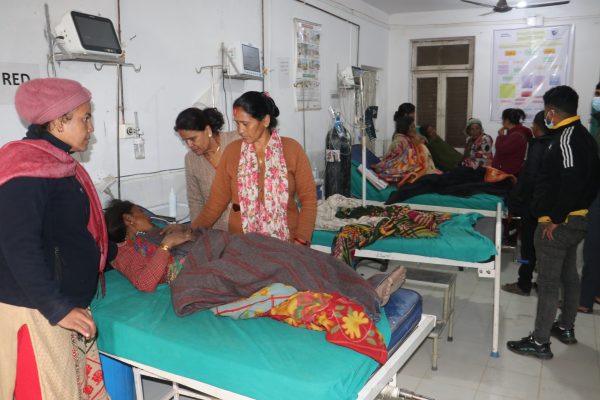 डाेटीमा भूकम्पले घर भत्किंदा ६ जनाकाे मृत्यु, ५ जना घाइते