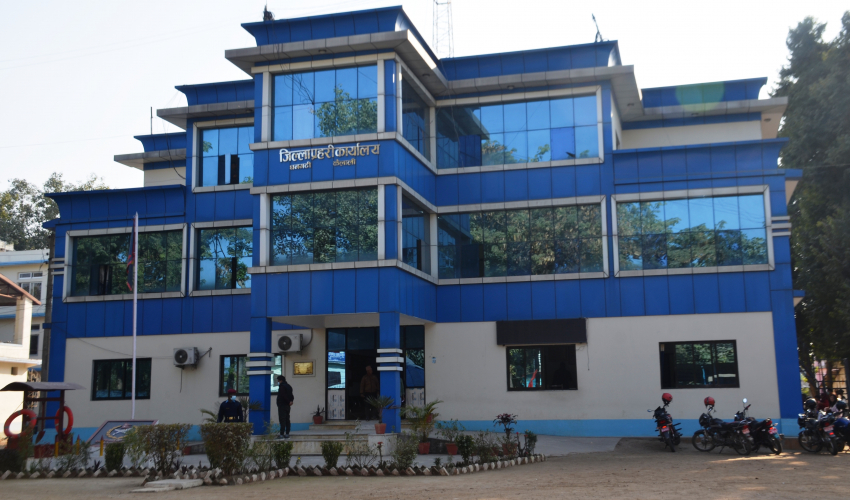 कैलाली प्रहरी नेतृत्वविहीन, इलाकाका ‘हाकिम साप’ घर बिदामा
