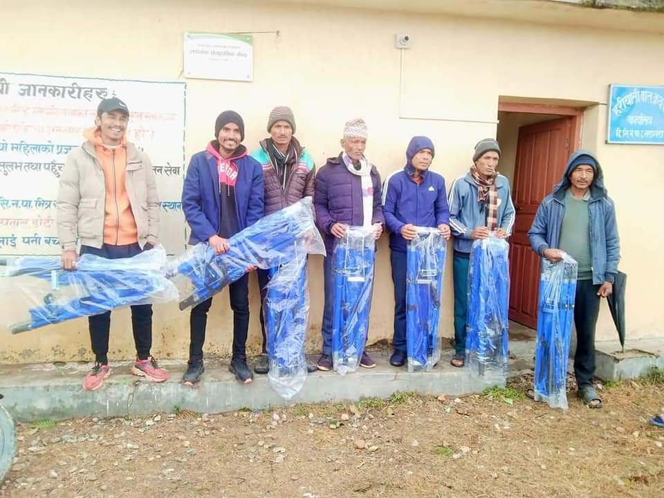 टोलटोलमा स्टेचर बितरण