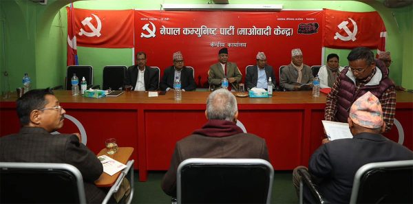 राष्ट्रपतिमा माओवादी सहकार्य ‘स्वार्थ मिल्ने’सँग