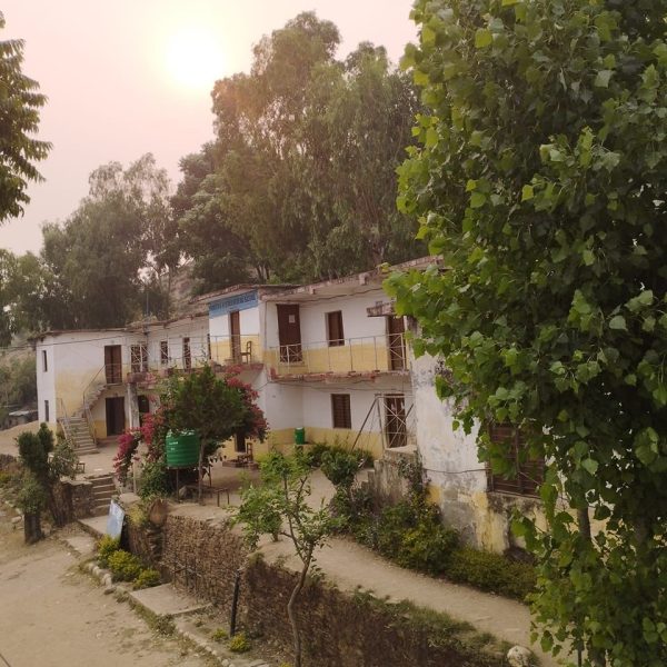 पबित्र आबासियले नयाँ शैक्षिक सत्रबाट मल्टिमिडिया पद्तीबाट पठनपाठन गर्ने