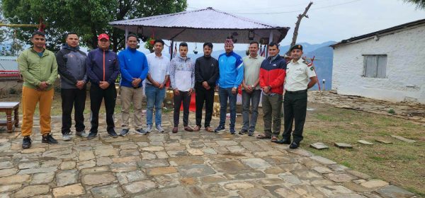 डोटी एक दिने नि:शुल्क स्वास्थ्य शिविर सञ्चालन