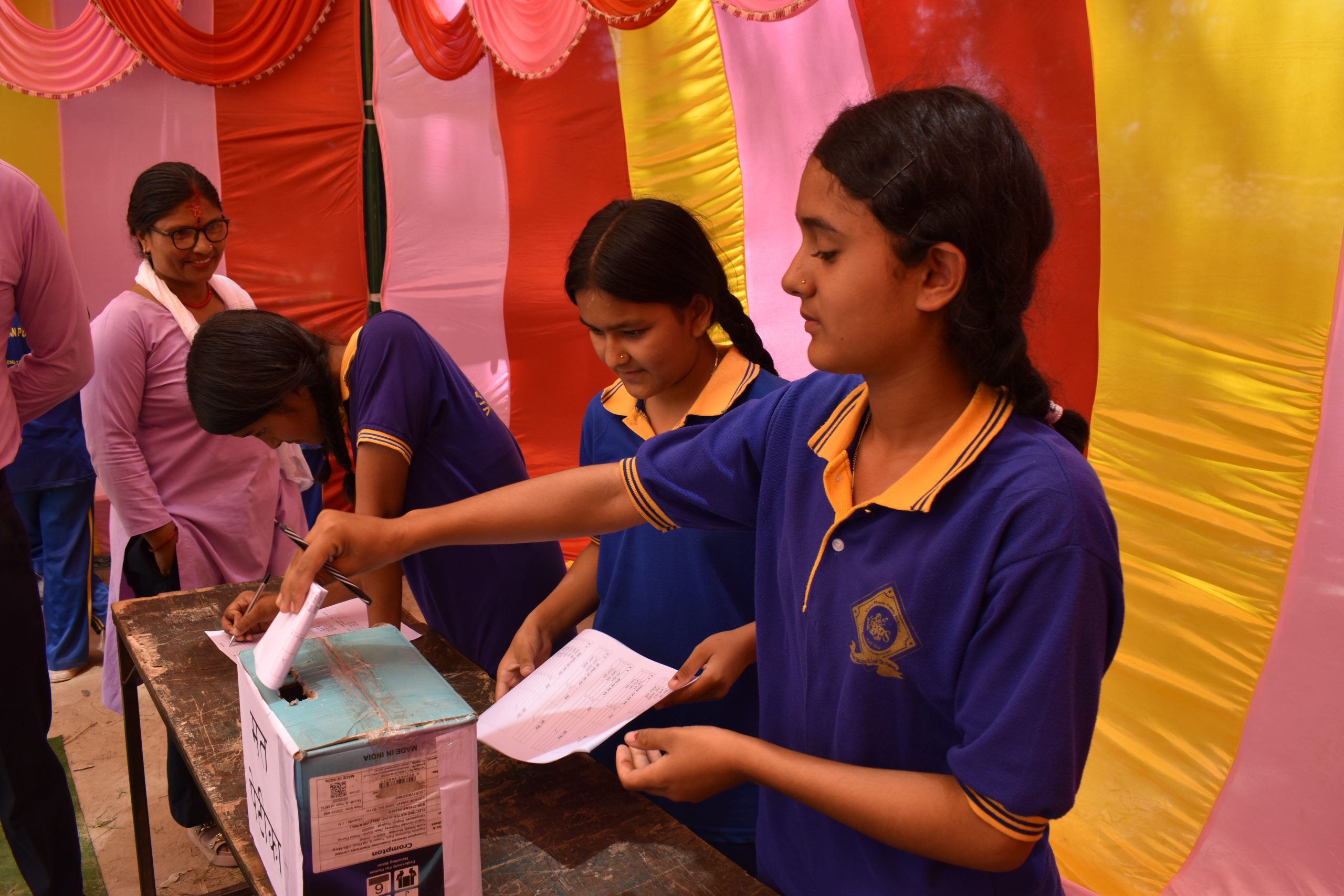 बिद्याभुषण बिद्यालयमा बिद्यार्थीहरुको चुनाब सम्पन्न, मतगणना हुँदै