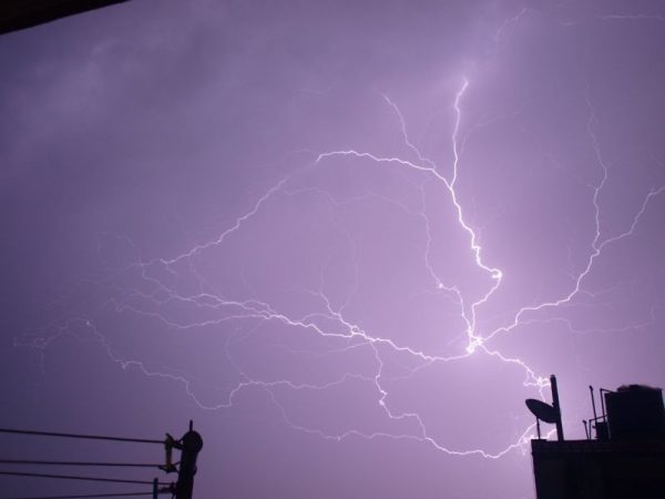 डोटीमा चट्याङ परि एकको मृत्यु