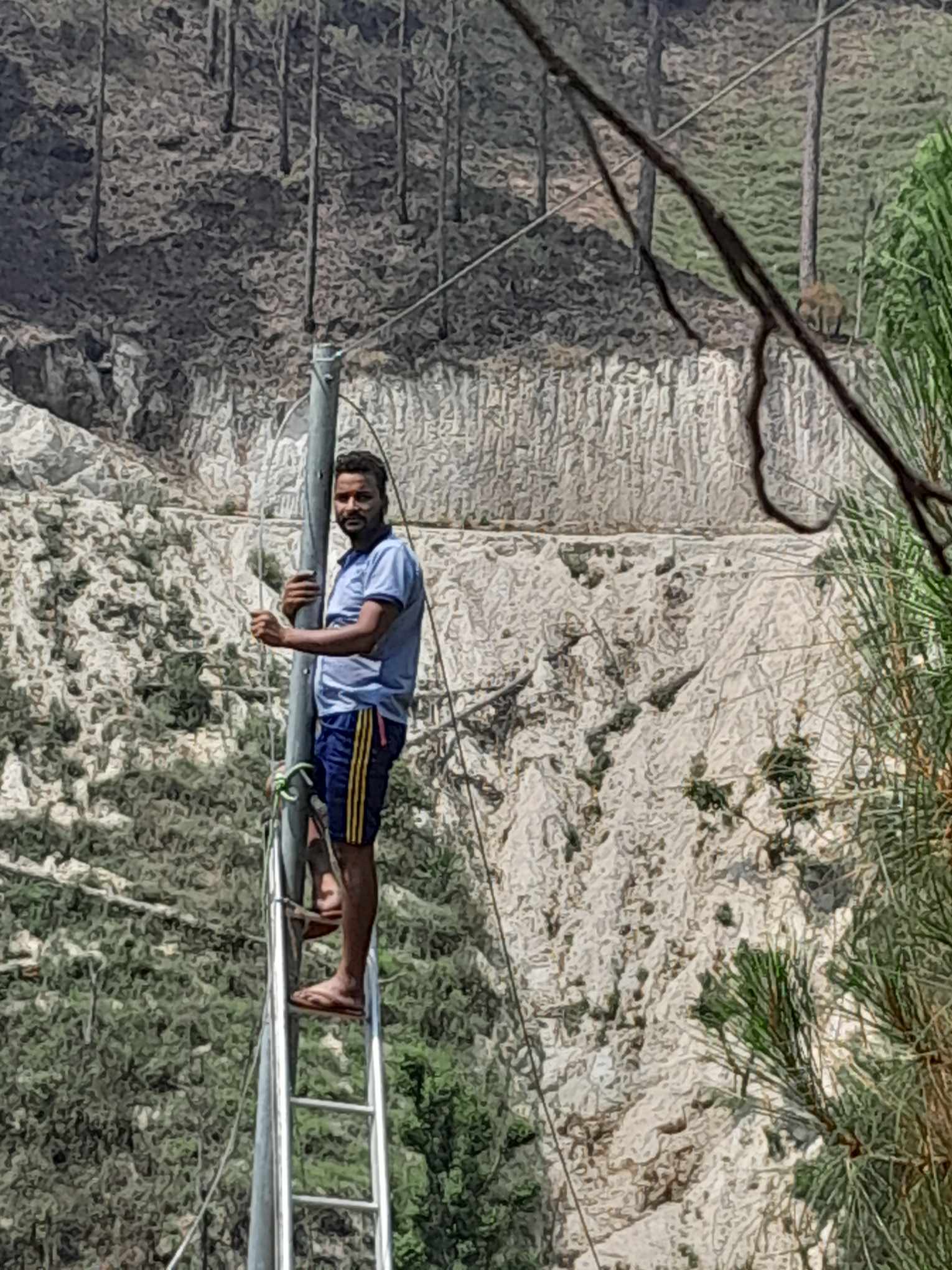 जोरायल ३ मा श्रमदानबाट बल्यो बिजुली
