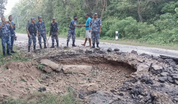 पूर्व–पश्चिम राजमार्गमा बम विस्फोट