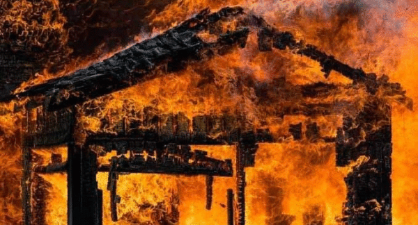 अछामको रामारोसनममा आगलागी