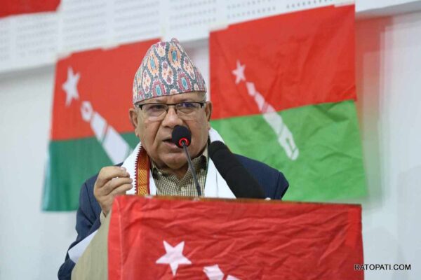 पार्टी खोलेर चुनाव लड्न ज्ञानेन्द्र शाहलाई माधव नेपालको चुनौती