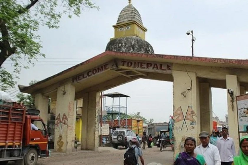 पश्चिमी सीमा नाका गड्डाचौकी भयर आउने पर्यटक बढे