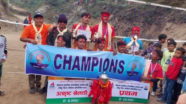 गाउँपालिका स्तरीय रनिङ सिल्ड प्रतियोगिताको उपाधि सिमचौरलाई