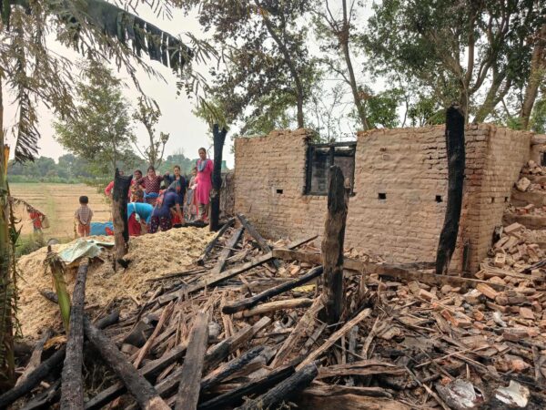 कञ्चनपुरमा आगलागी हुँदा २५ लाख बढीको क्षति