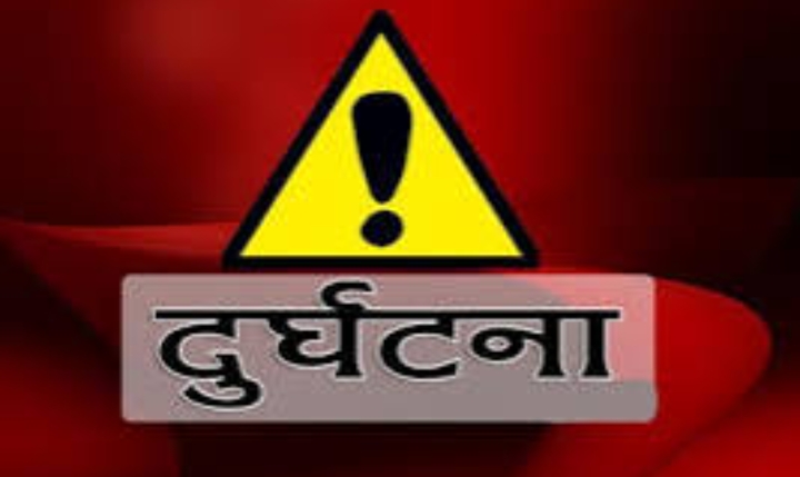 म्याजिक गाडी र मोटरसाइकल ठोक्किँदा एक जनाको मृत्यु, ७ जना घाइते
