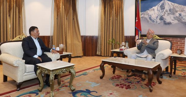 कार्यवाहक प्रधानमन्त्री सिंह र राष्ट्रपति पौडेलबीच भेटवार्ता