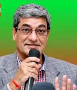 सुरक्षाकर्मीमाथि गाडी गुडाउनेसम्मको प्रयास क्षम्य हुन सक्दैन : गृहमन्त्री लेखक