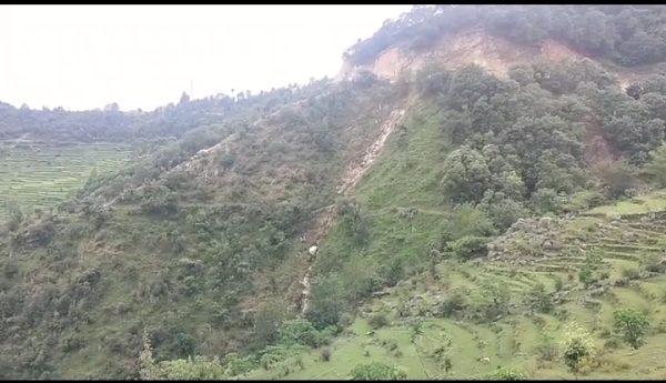 डोटीमा जिप दुर्घटना : तीन जनाको मृत्यु, पाँच घाइते
