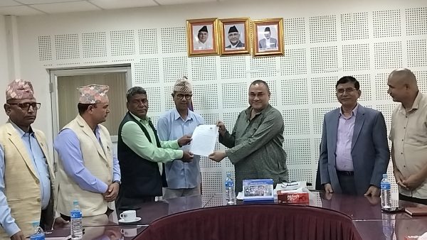 स्थानीय सेवा ऐन कार्यान्वयनमा स्थानीय सरकारकाे असन्तुष्टि , मुख्यमन्त्री शाहलाई आन्दाेलनमा उत्रने चेतावनी